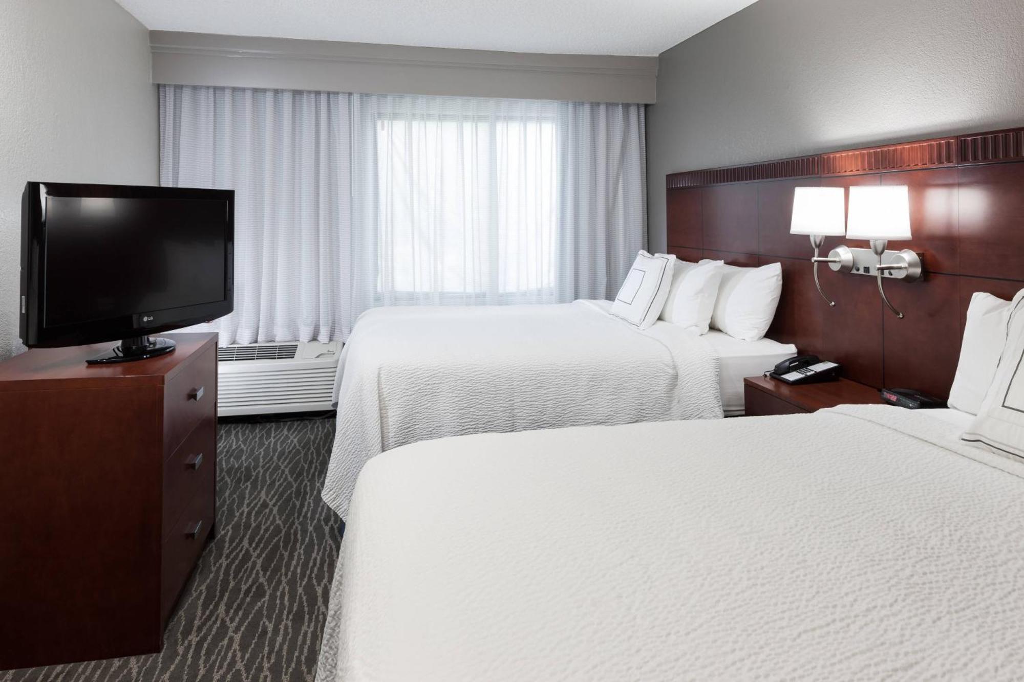 Courtyard By Marriott Waco Hotell Exteriör bild