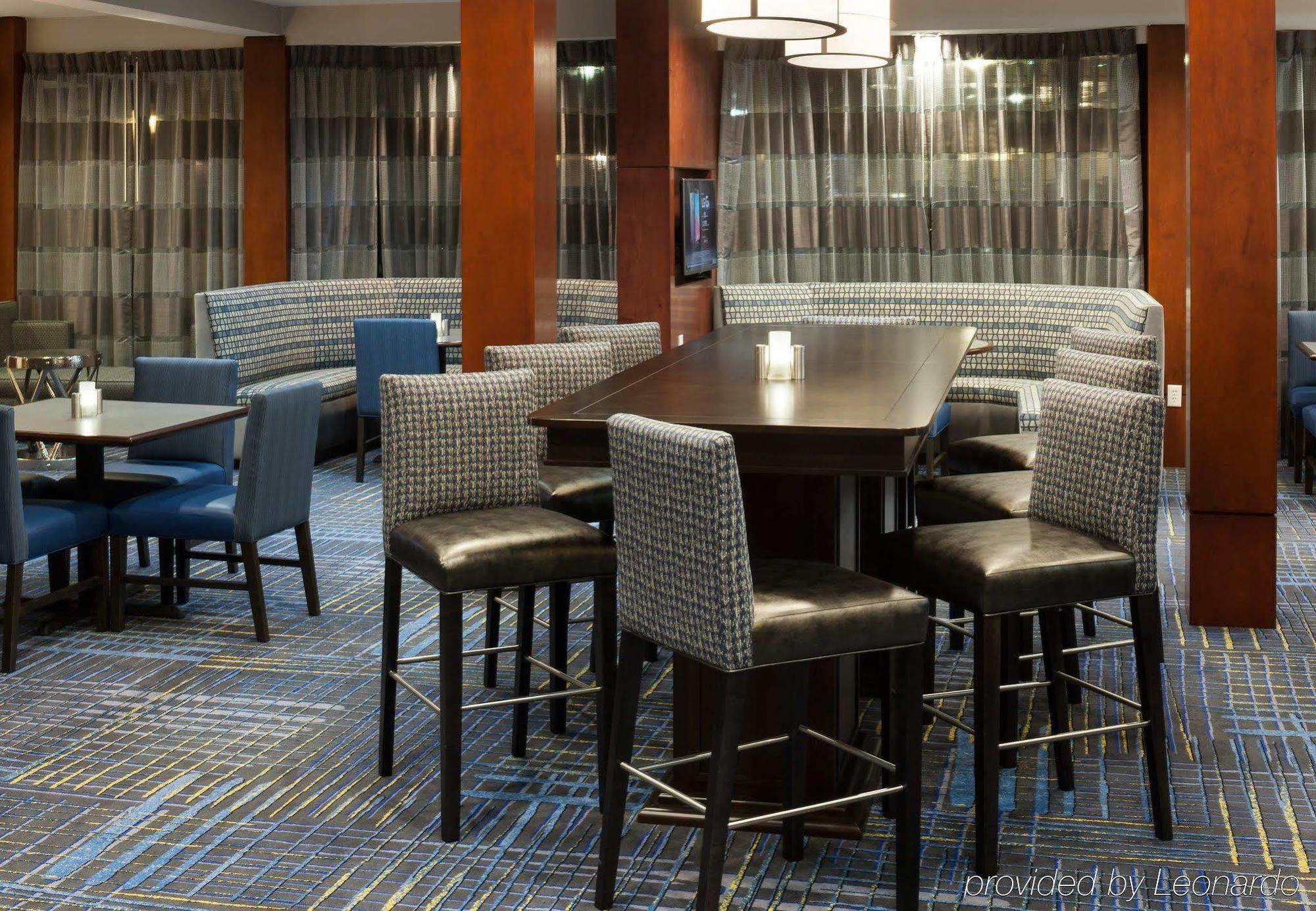 Courtyard By Marriott Waco Hotell Exteriör bild