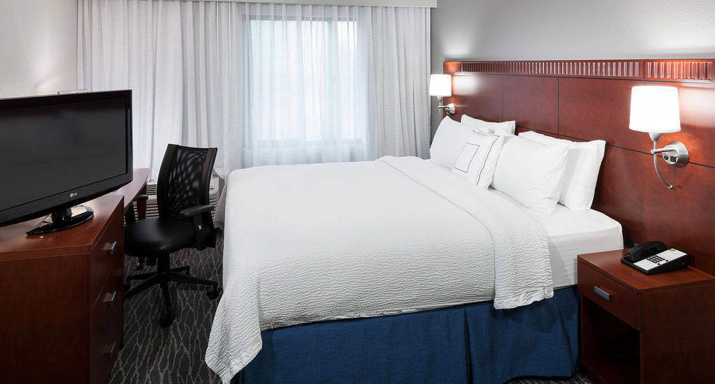 Courtyard By Marriott Waco Hotell Exteriör bild