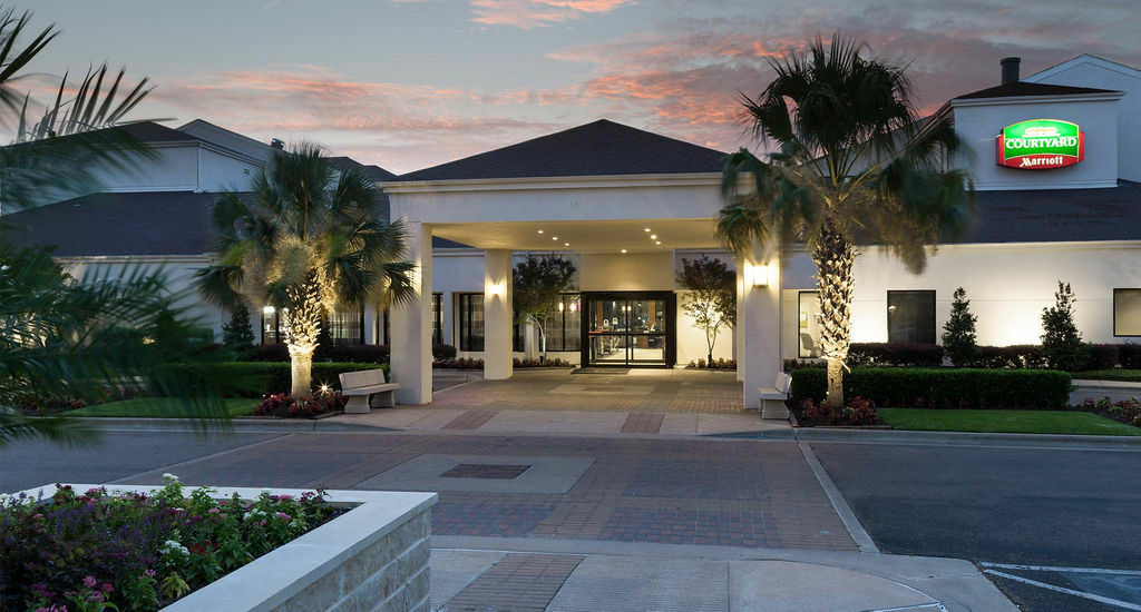 Courtyard By Marriott Waco Hotell Exteriör bild