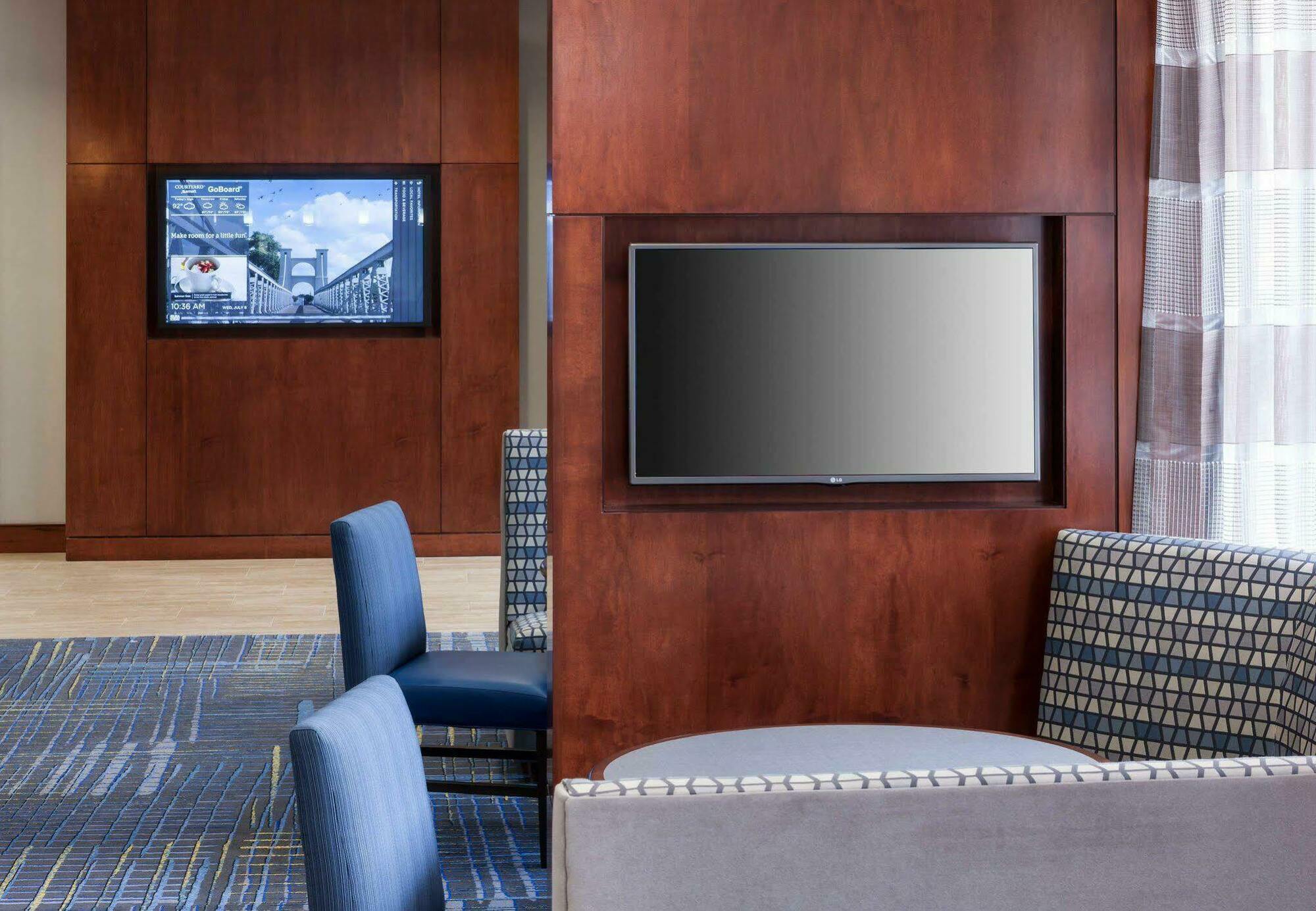Courtyard By Marriott Waco Hotell Exteriör bild